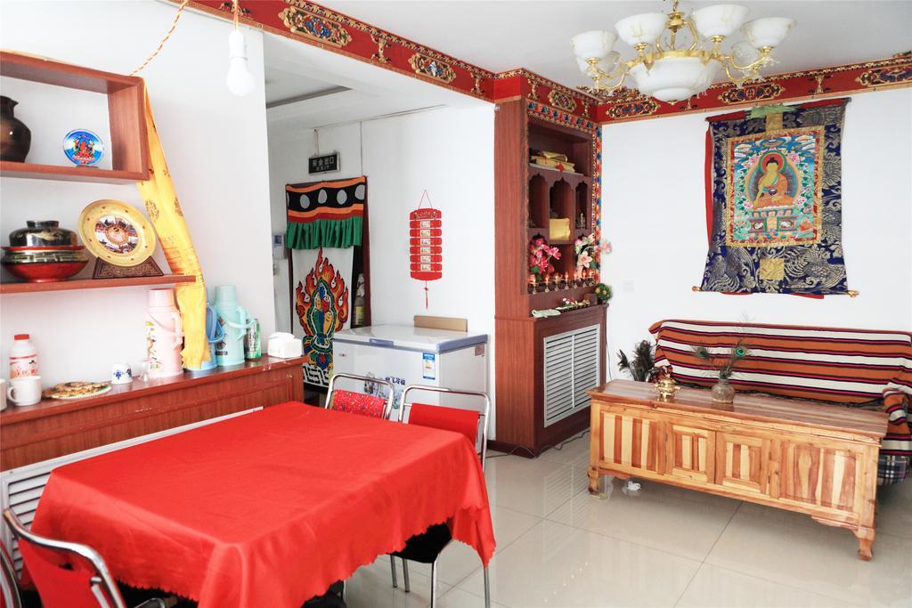 Xining Yushu Zangjia Hostel Екстер'єр фото